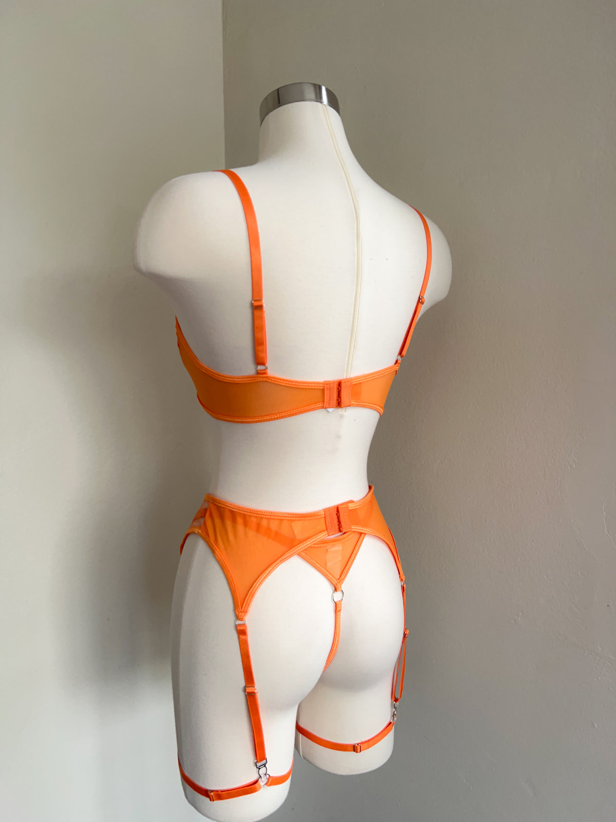 Set Orange