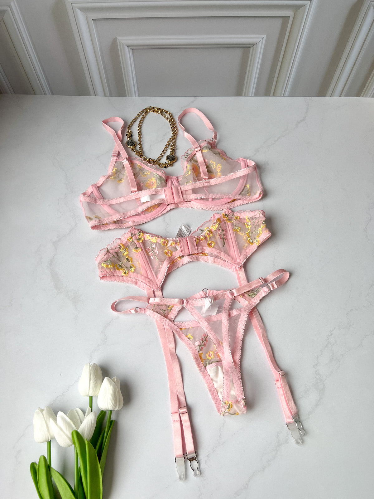 Set Claudia
